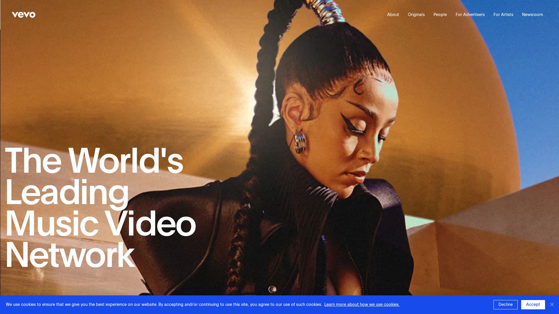 Статус сайта vevo.ly ОНЛАЙН